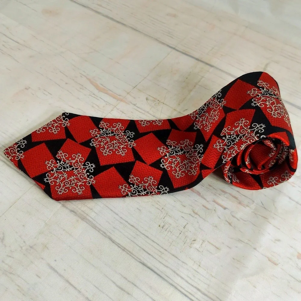 Haband Tie Woven in Como‎ Italy Geometric Pattern Red Black Mens Necktie